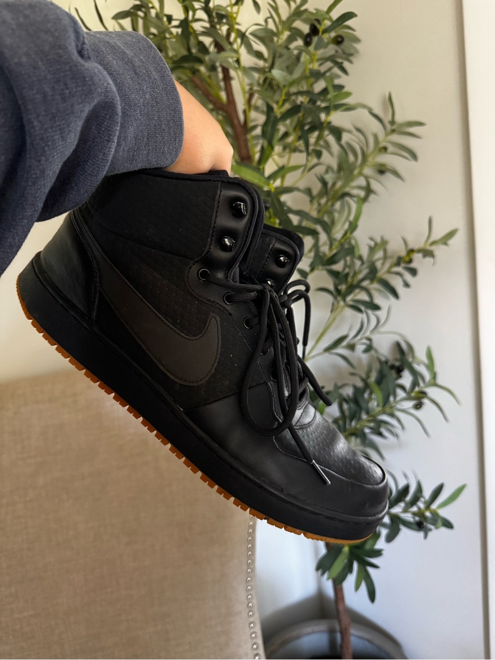Nike Ebernon Mid Winter Black Gum Size 13 High Top Sneakers Style AQ8754-001